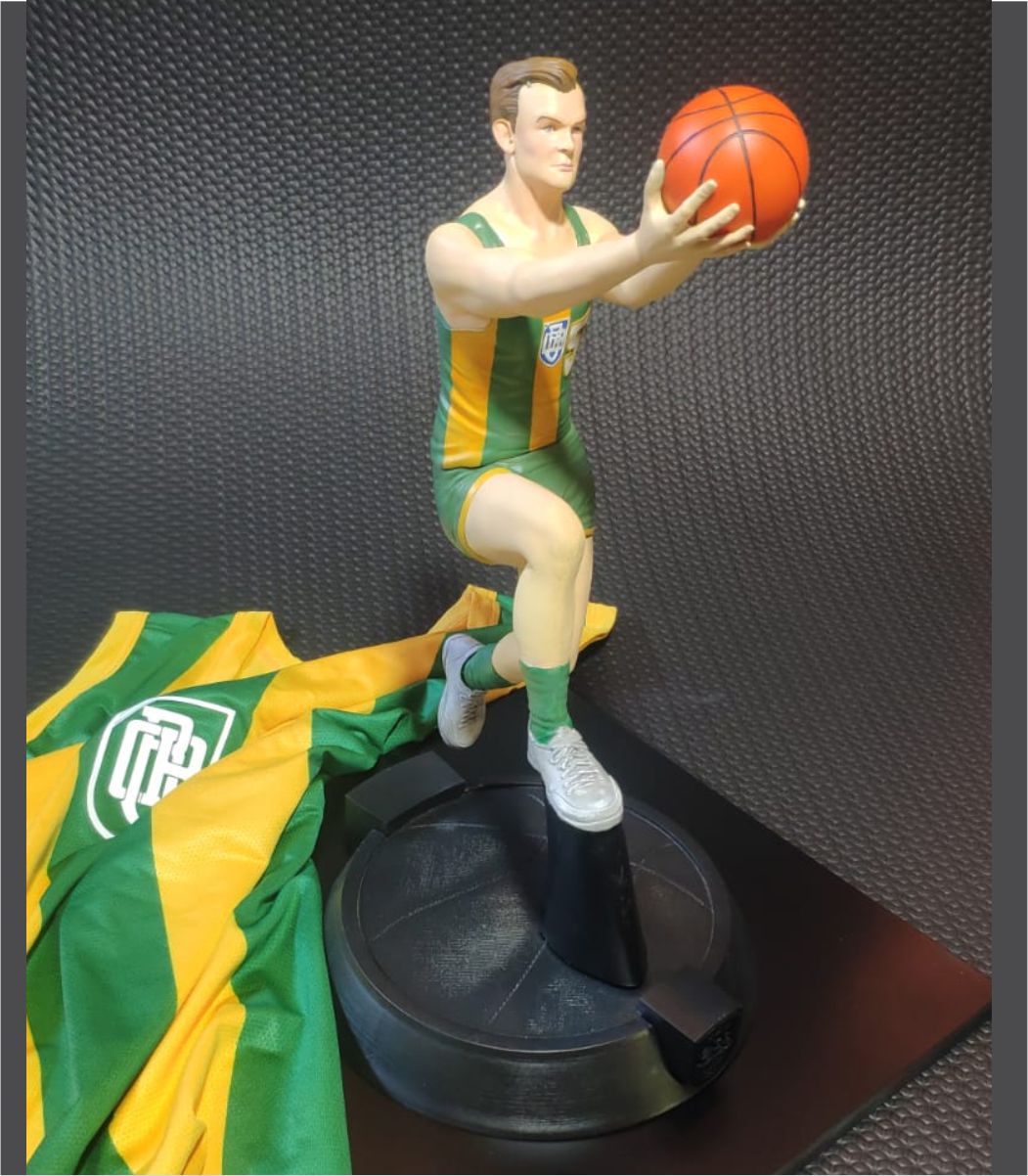 ESTATUETA WLAMIR 08 Estatueta WLAMIR MARQUES - FIBA Hall of Fame 2023 - Imagem 1